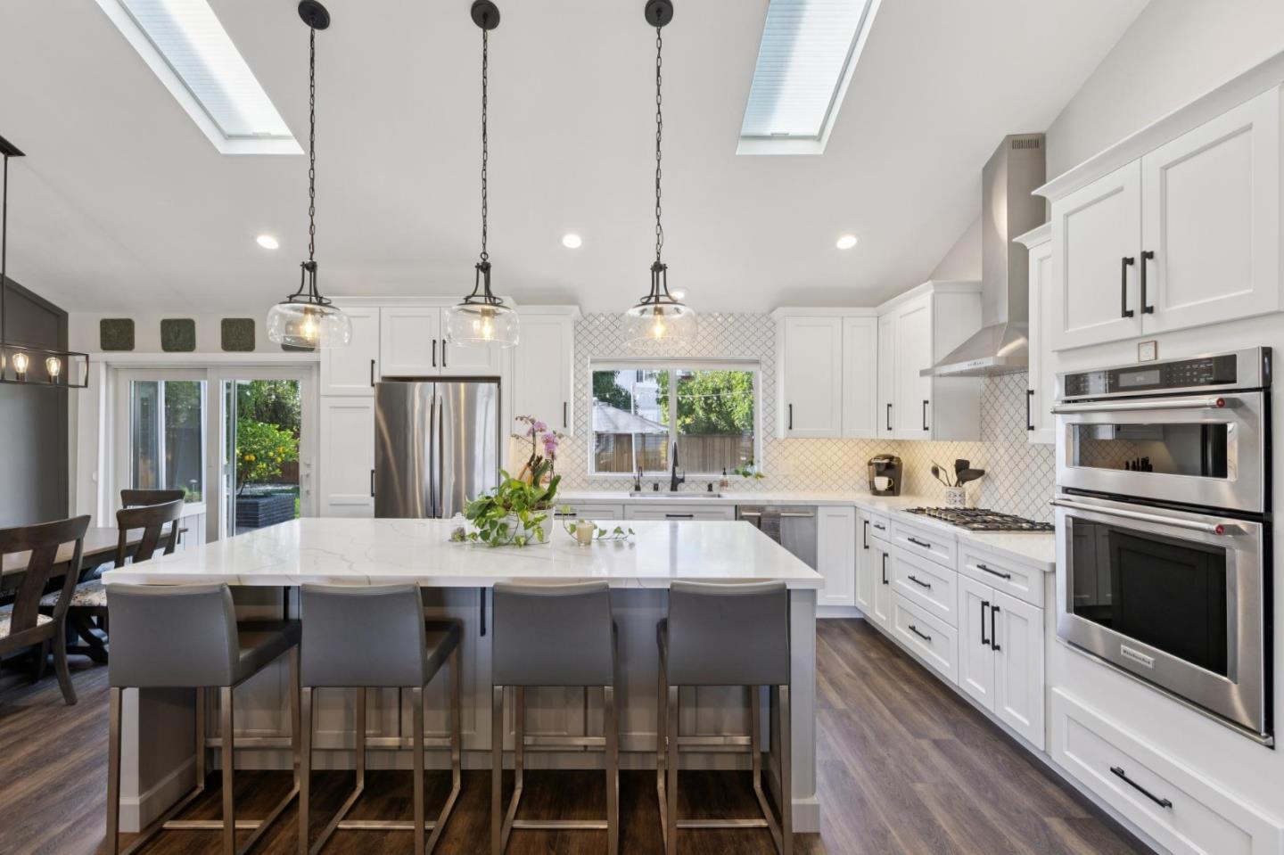 512 Keelson CIR