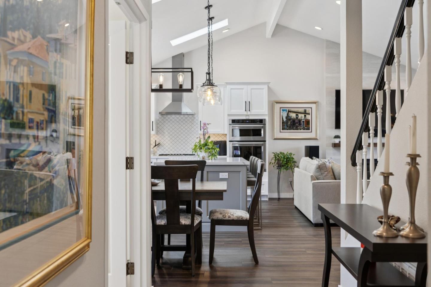 512 Keelson CIR