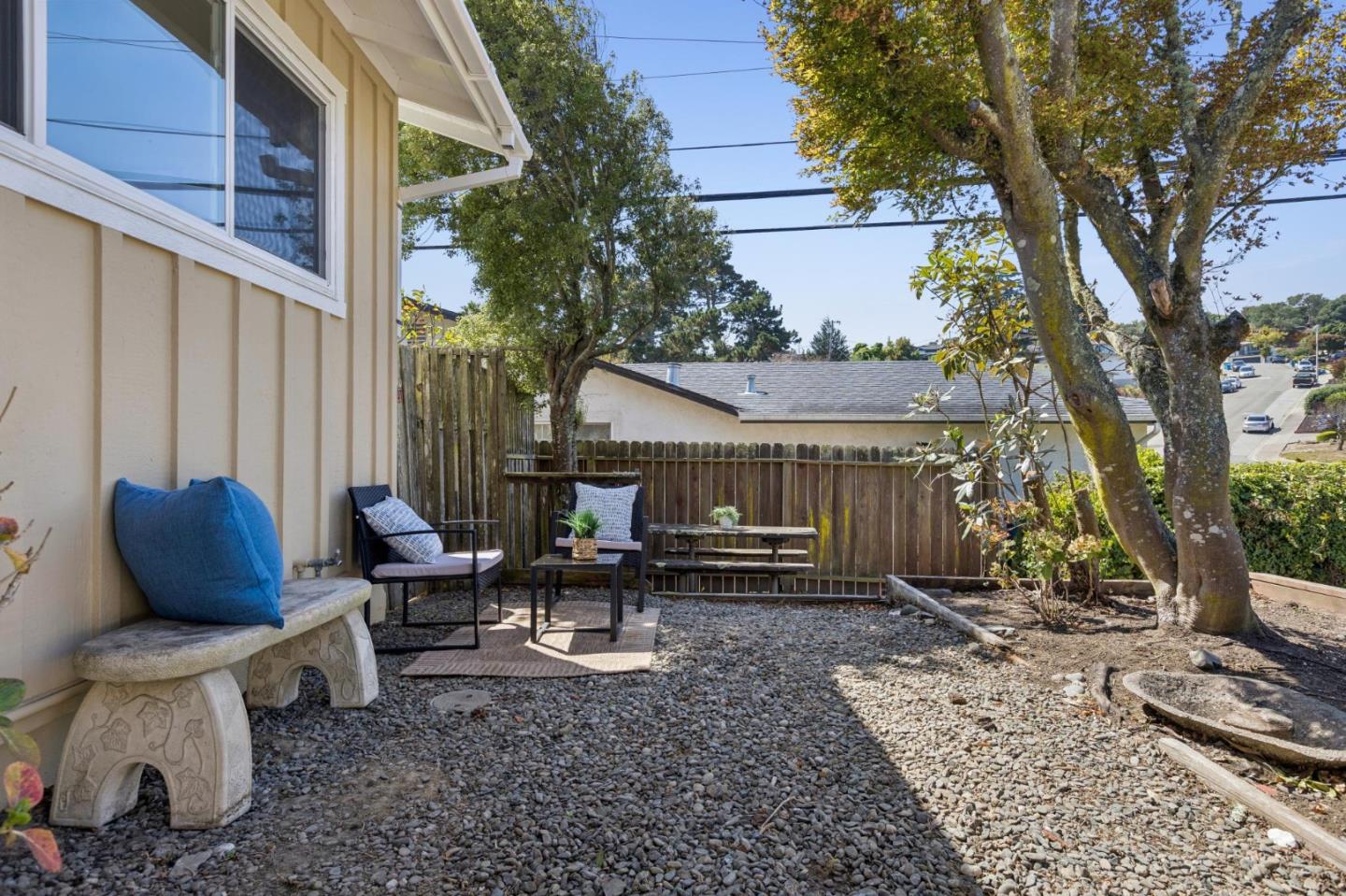 2595 Sherwood DR