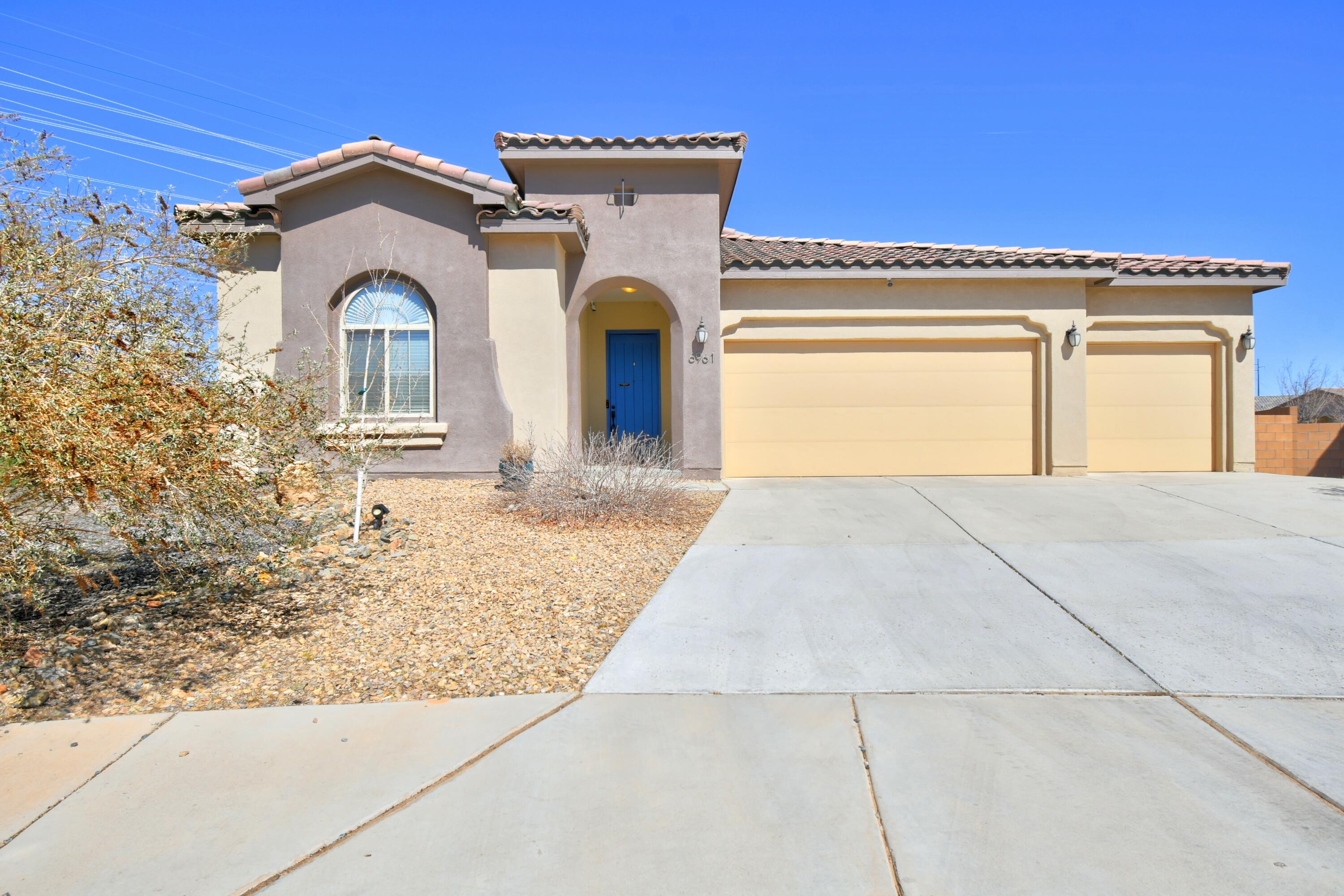 6961 Cleary Loop NE