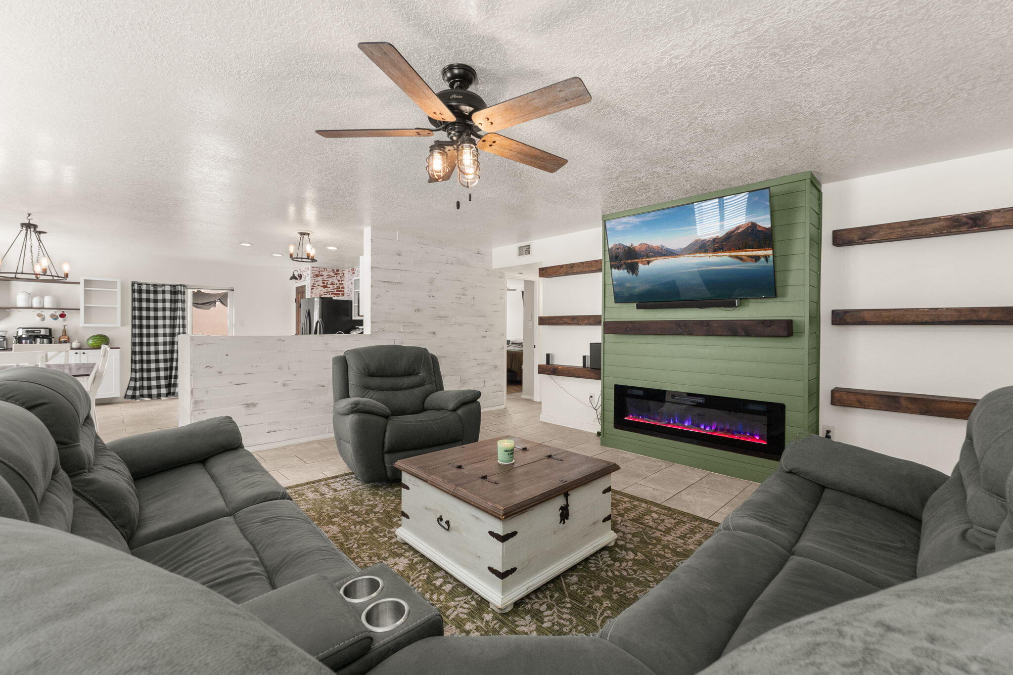 3758 CATTLE Drive NE