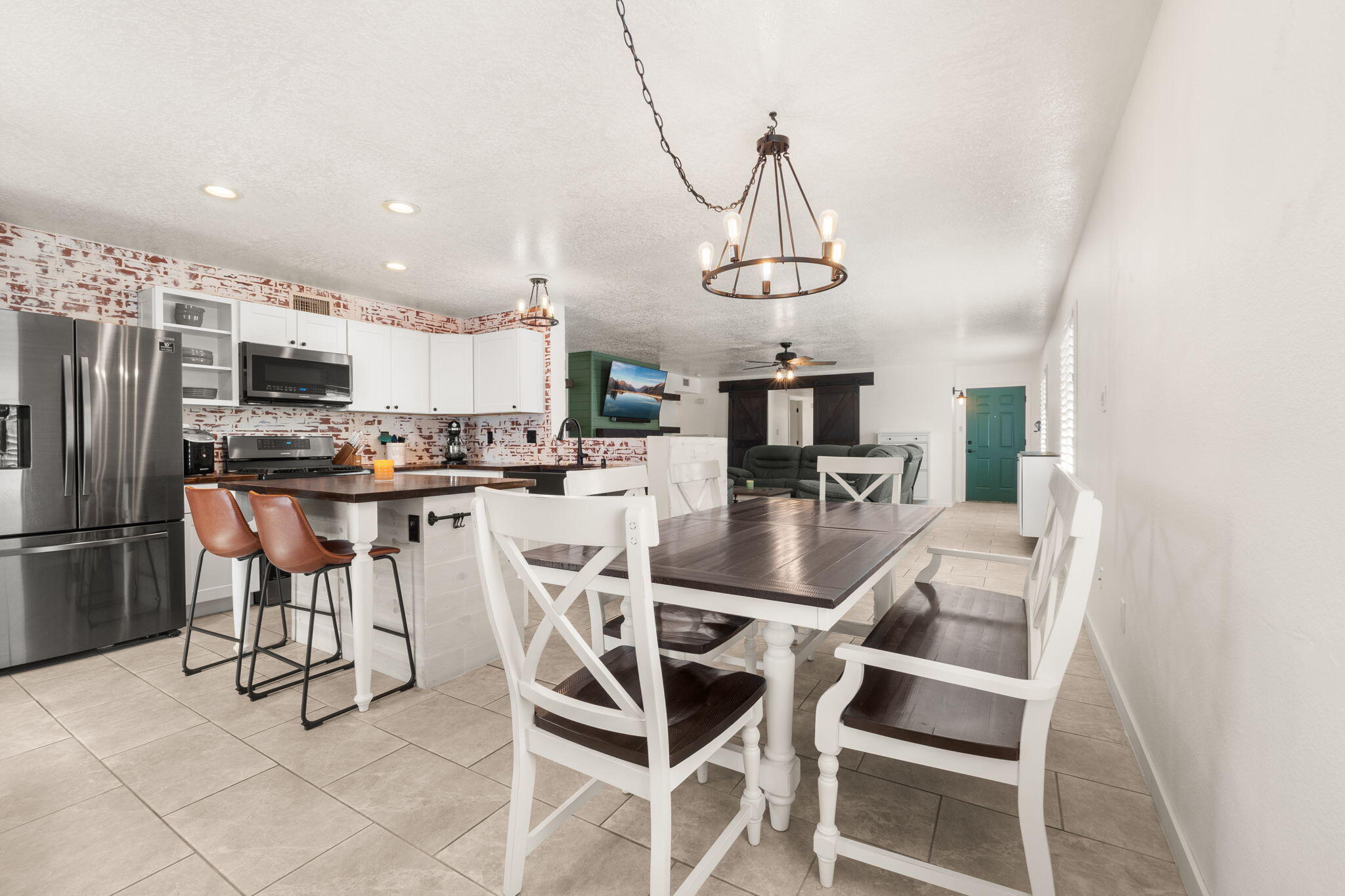 3758 CATTLE Drive NE