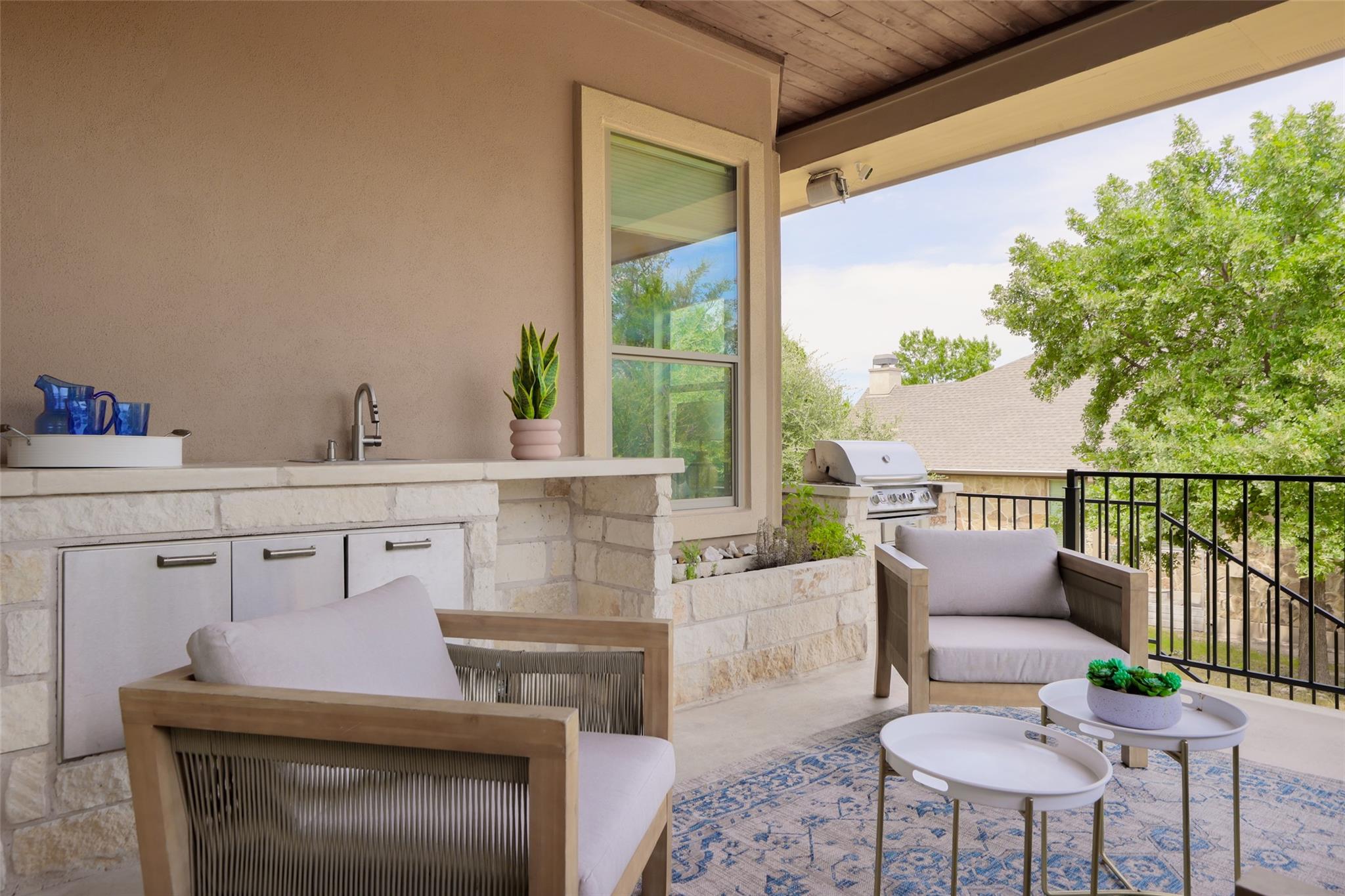 209 Mia DR