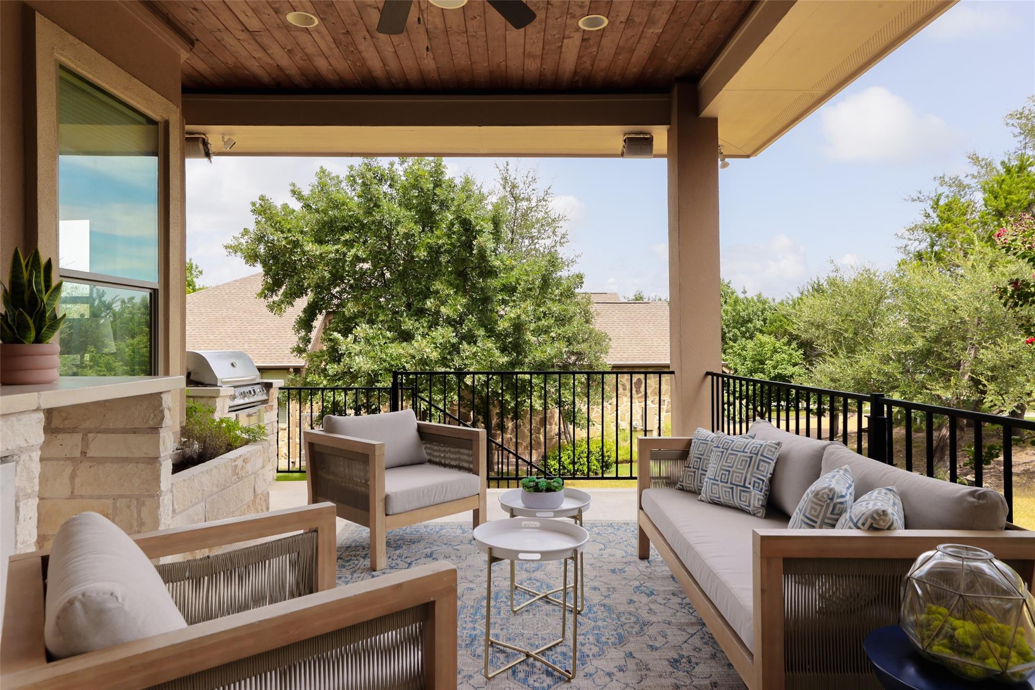 209 Mia DR