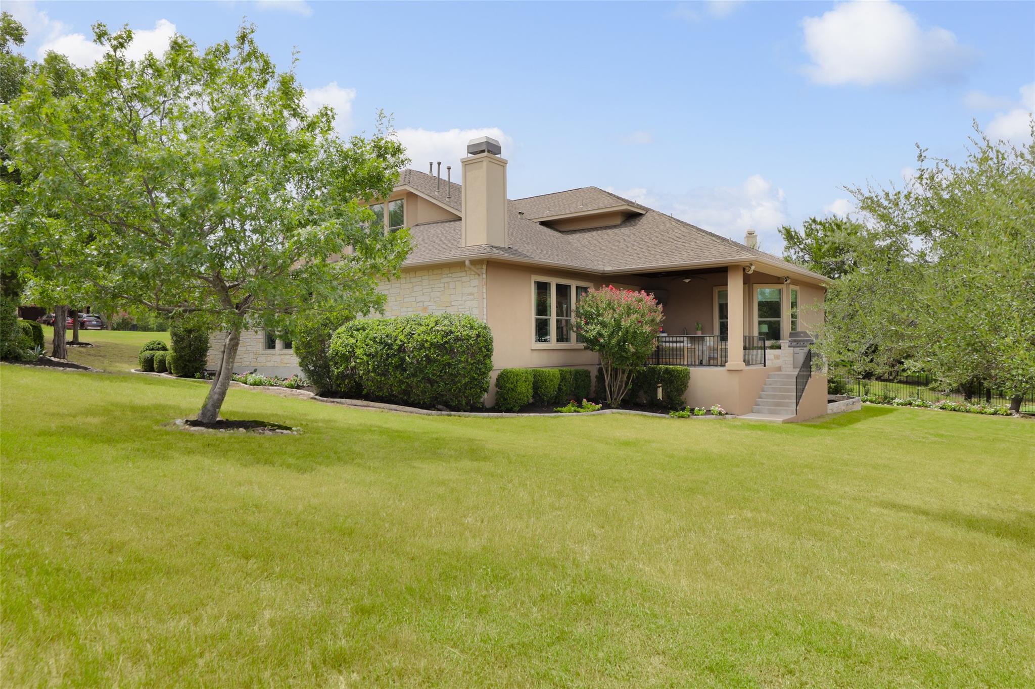 209 Mia DR