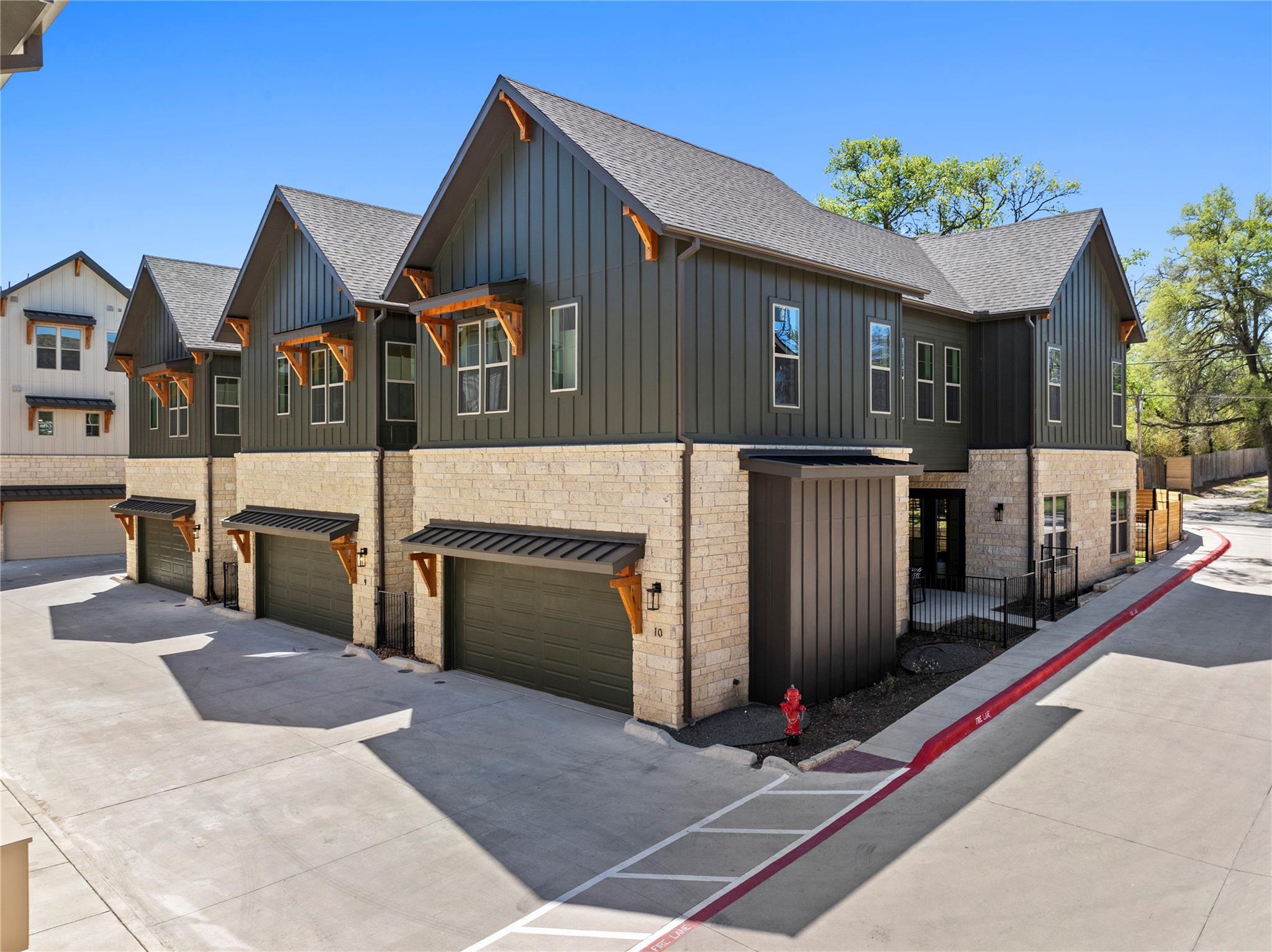 3500 Pecan Springs Rd. # 16