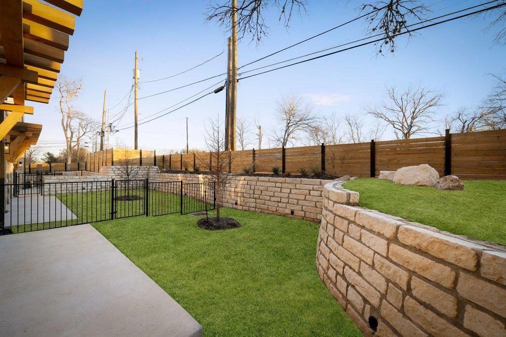 3500 Pecan Springs RD # 9