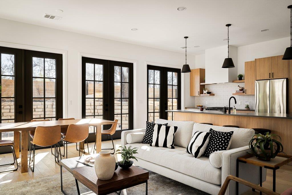 3500 Pecan Springs RD # 9