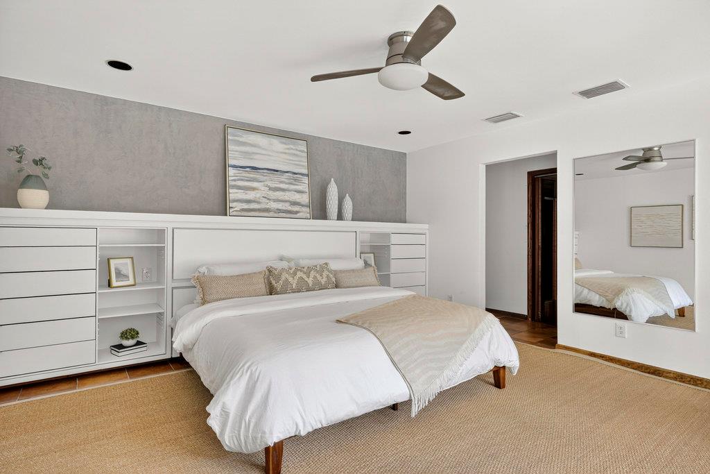 2202 Cypress PT E