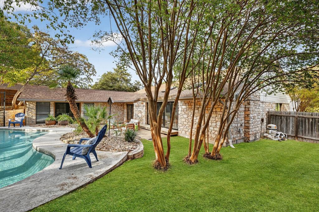 2202 Cypress PT E