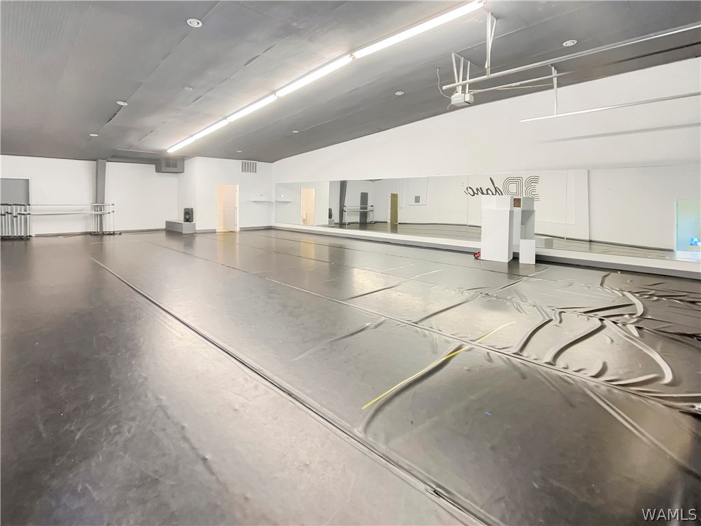 4029 Greensboro Avenue Unit: B