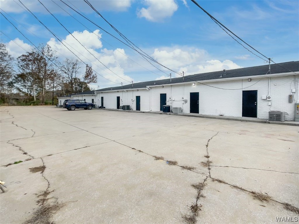 742 McFarland Boulevard