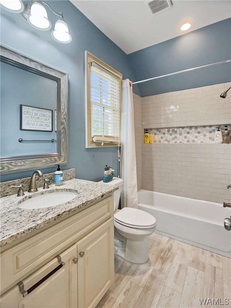 6312 Woodlands Trail Place