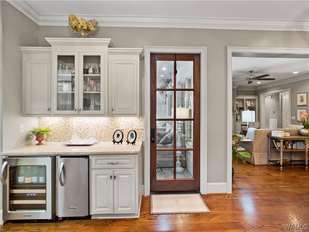 6312 Woodlands Trail Place