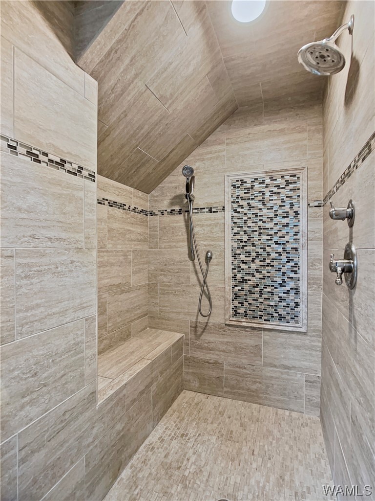 6312 Woodlands Trail Place