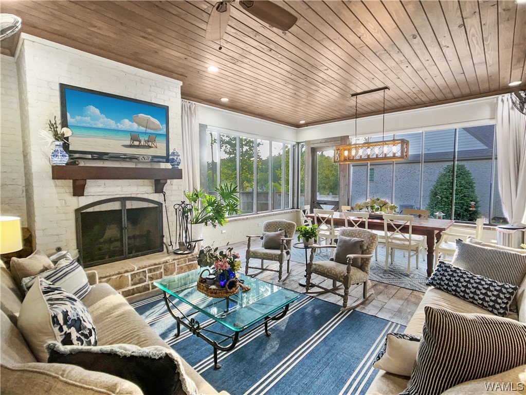 6312 Woodlands Trail Place