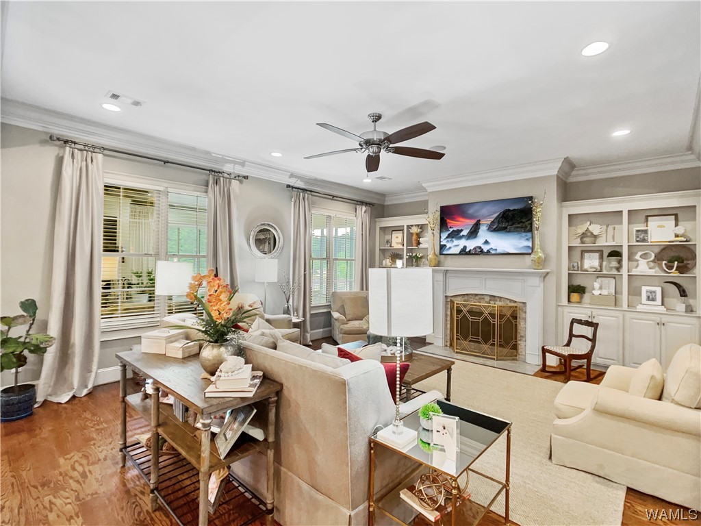 6312 Woodlands Trail Place