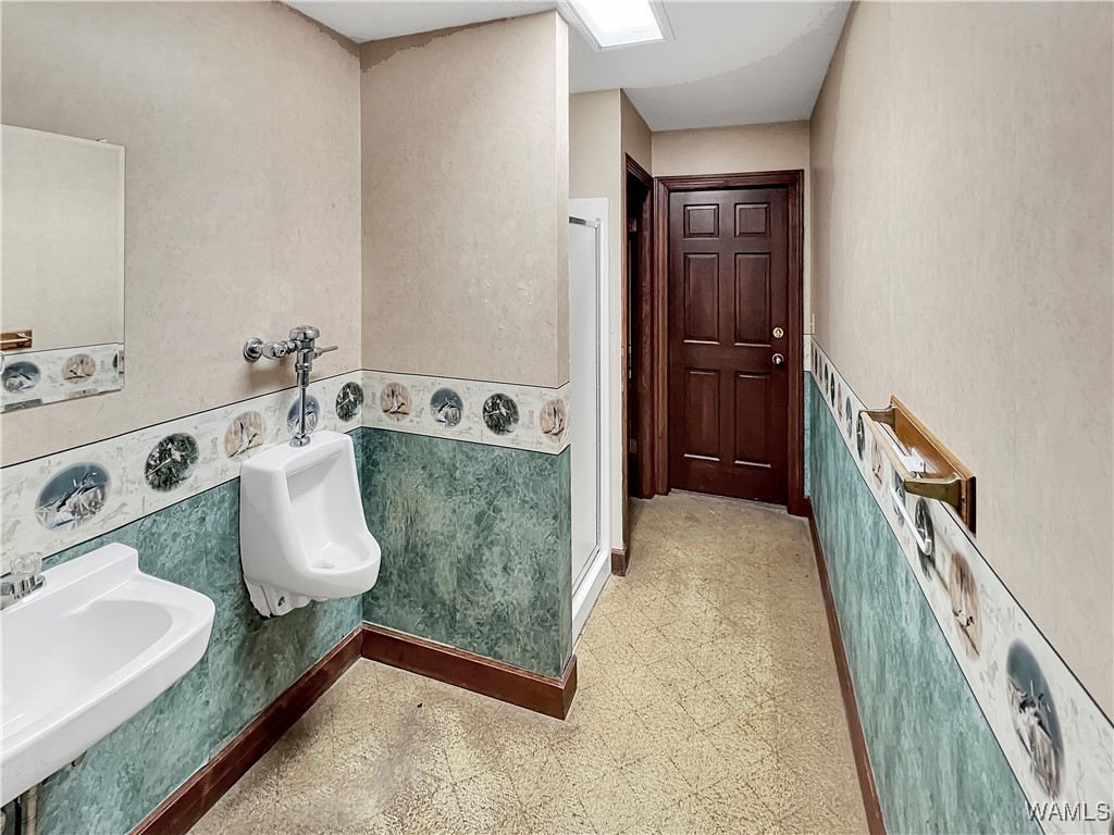 1831 James Harrison Parkway