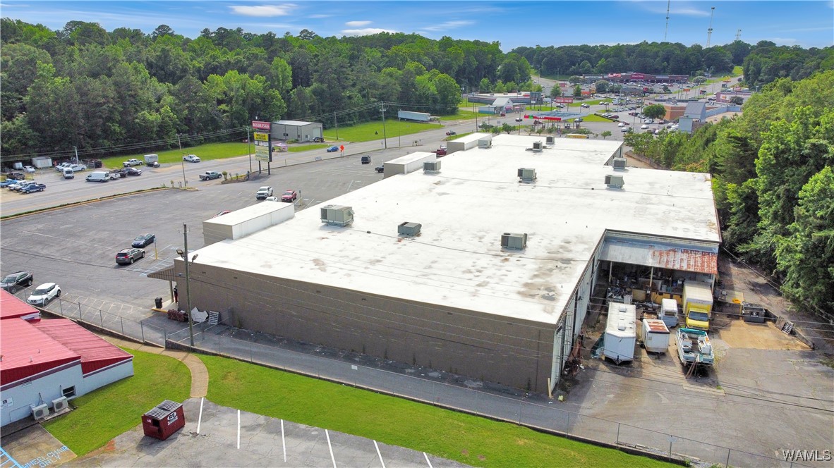 4628 University Boulevard