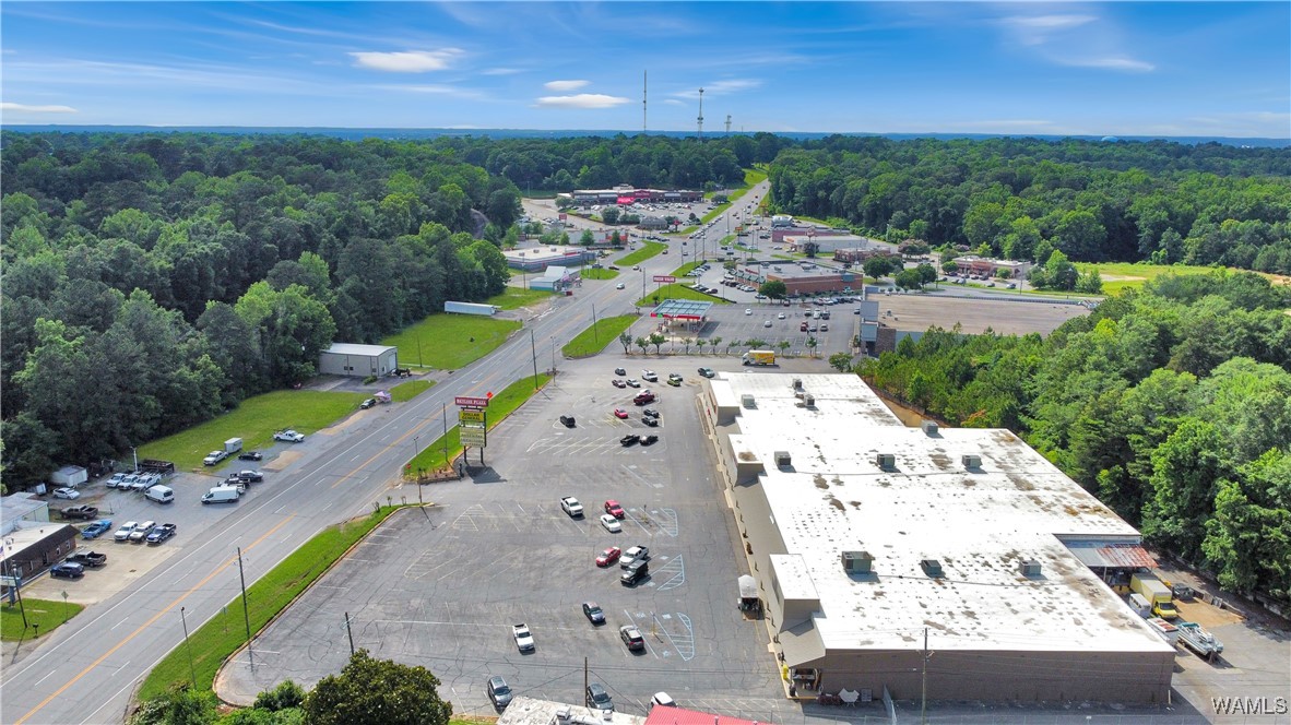 4628 University Boulevard