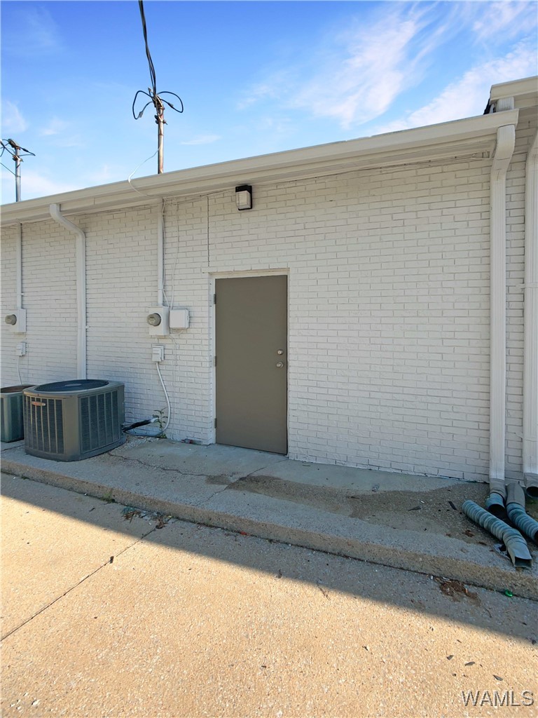 740 McFarland Boulevard