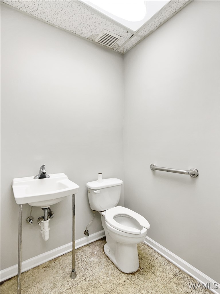 740 McFarland Boulevard