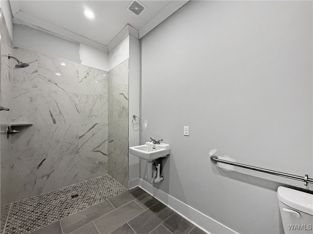 514 Lurleen Wallace Boulevard S