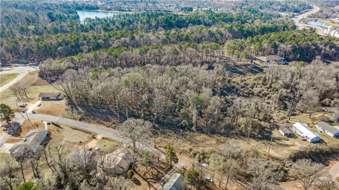 2700 Jack Warner Pkwy