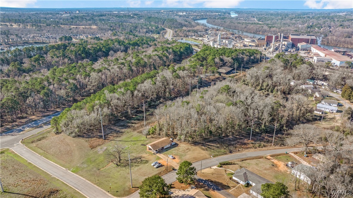 2700 Jack Warner Pkwy - Land