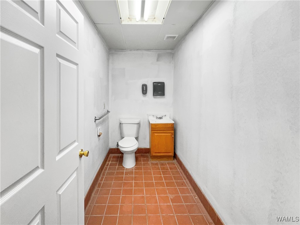 Black Warrior Center, Suite 228