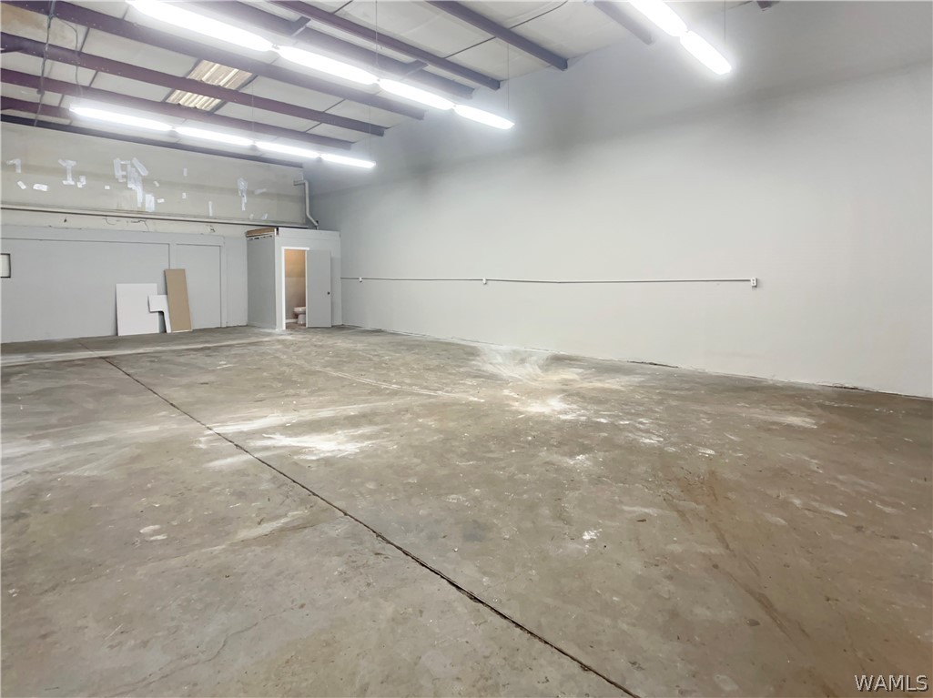 2565 Government Blvd Unit: C