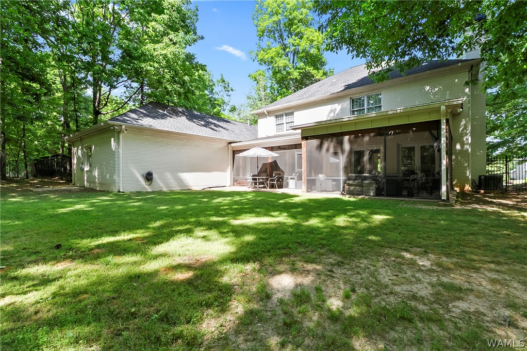 2124 Westminster Lane