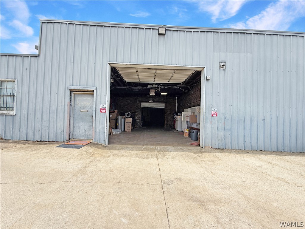 2501 17th St Street Unit: 1