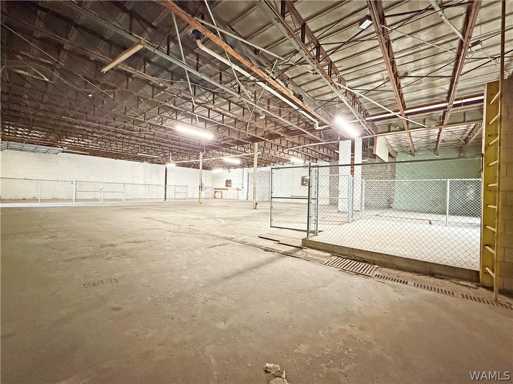 2501 17th St Street Unit: 1