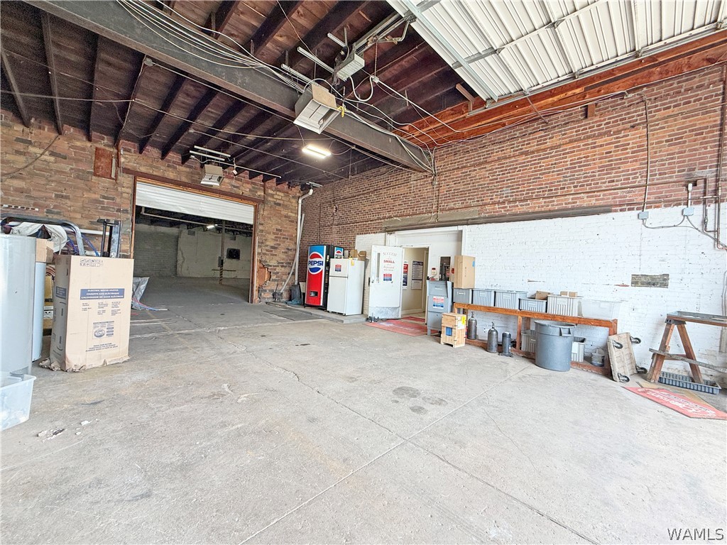 2501 17th St Street Unit: 1