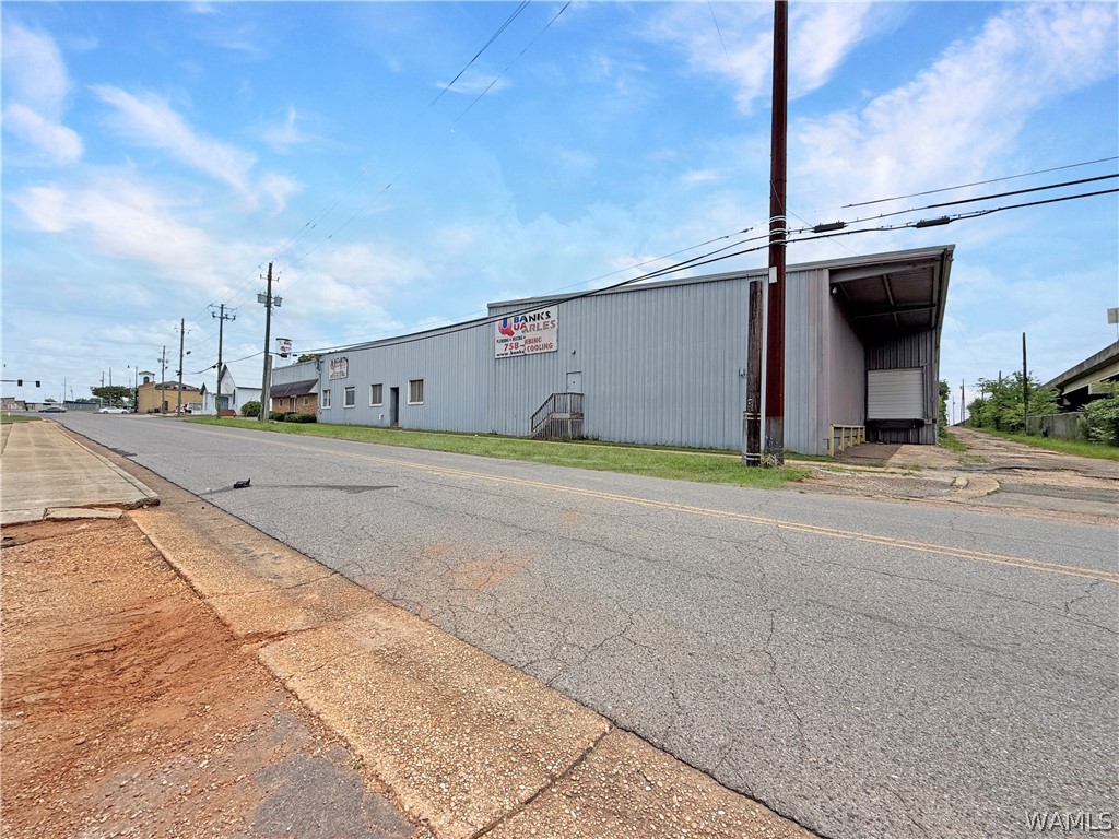 2501 17th St Street Unit: 2