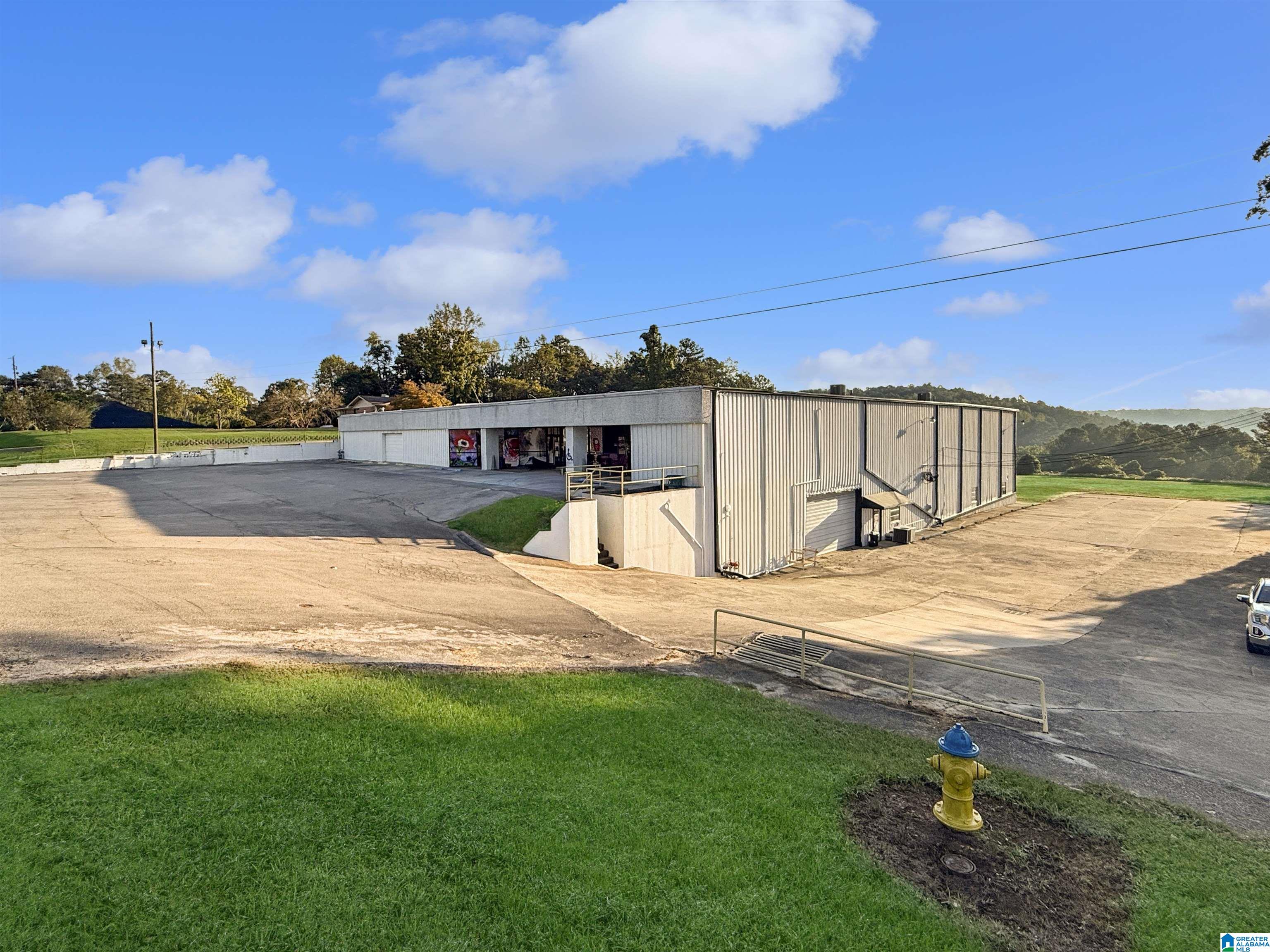 2405 DECATUR HIGHWAY