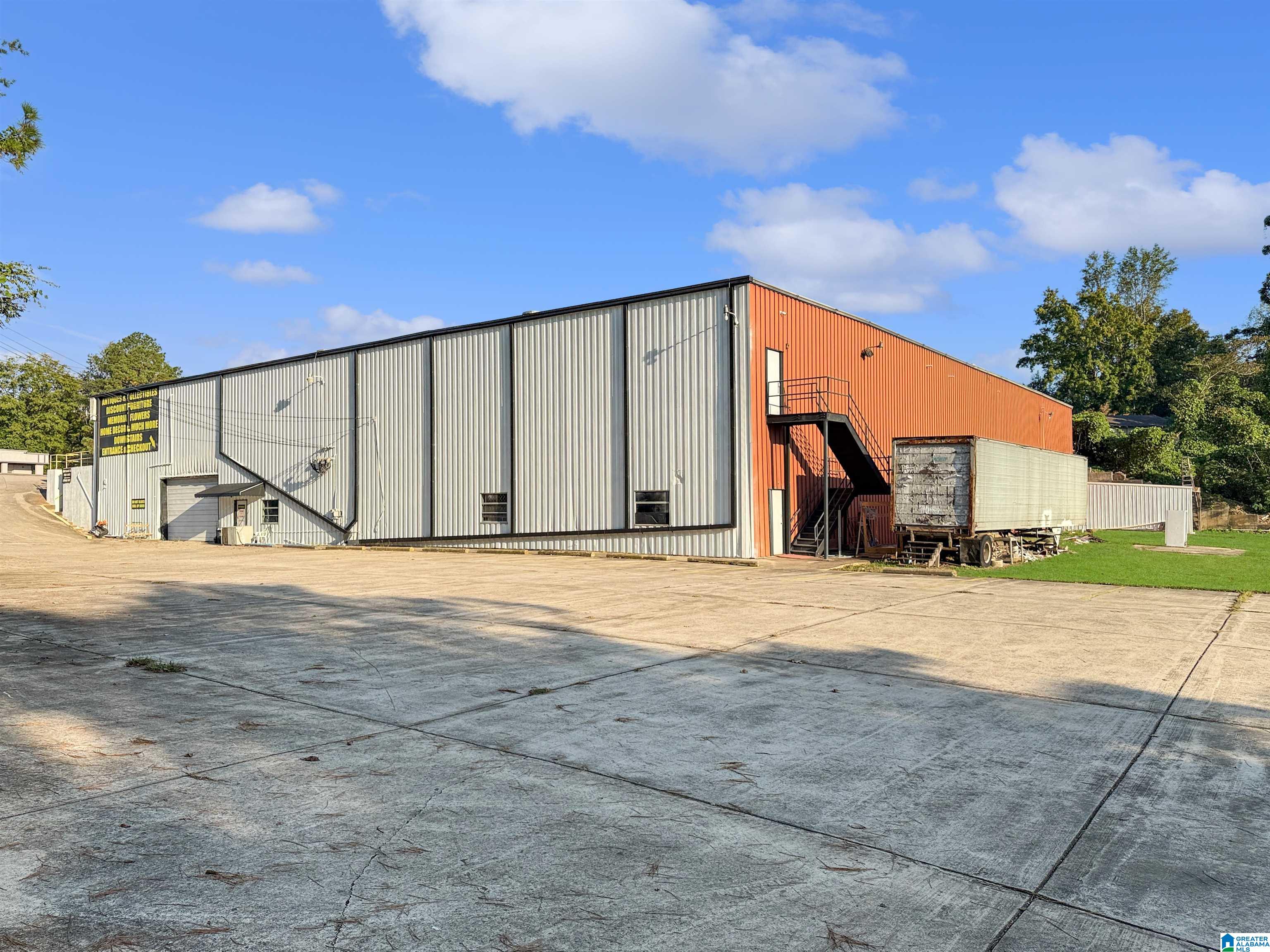 2405 DECATUR HIGHWAY