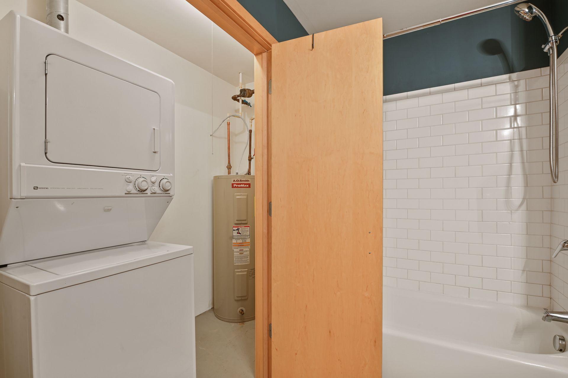 521 S 7th Street Unit: 403