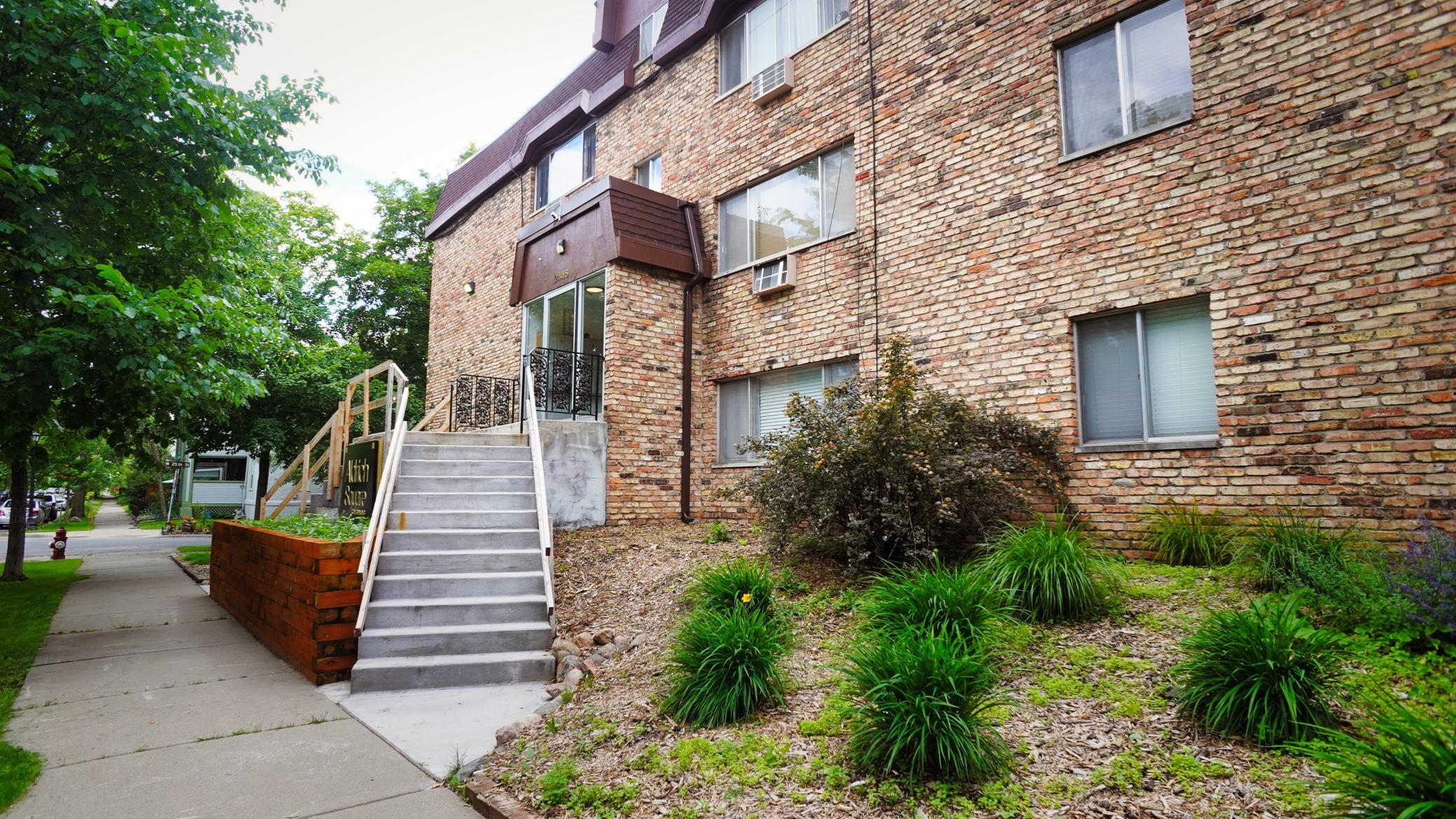 2446 Aldrich Avenue S Unit: 309