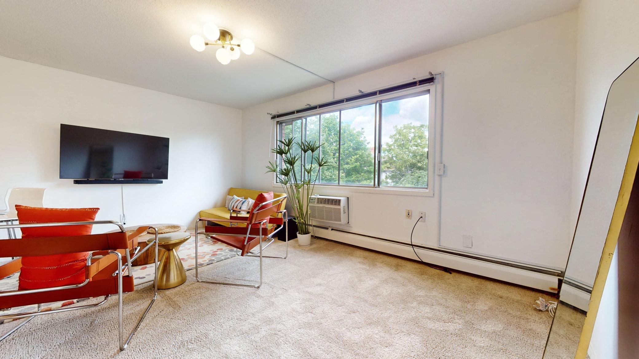 2446 Aldrich Avenue S Unit: 309