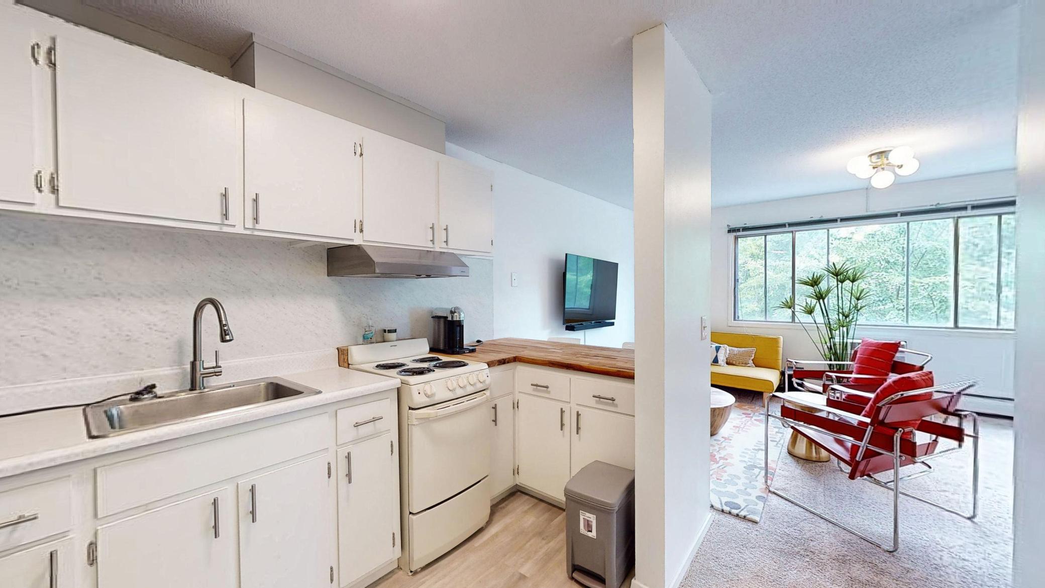 2446 Aldrich Avenue S Unit: 309