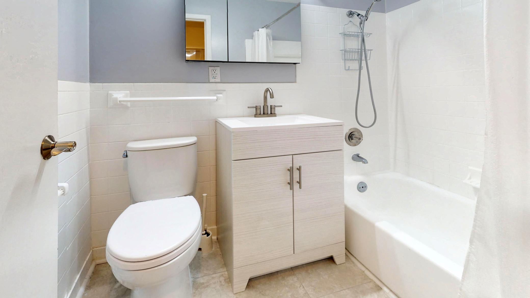 2446 Aldrich Avenue S Unit: 309