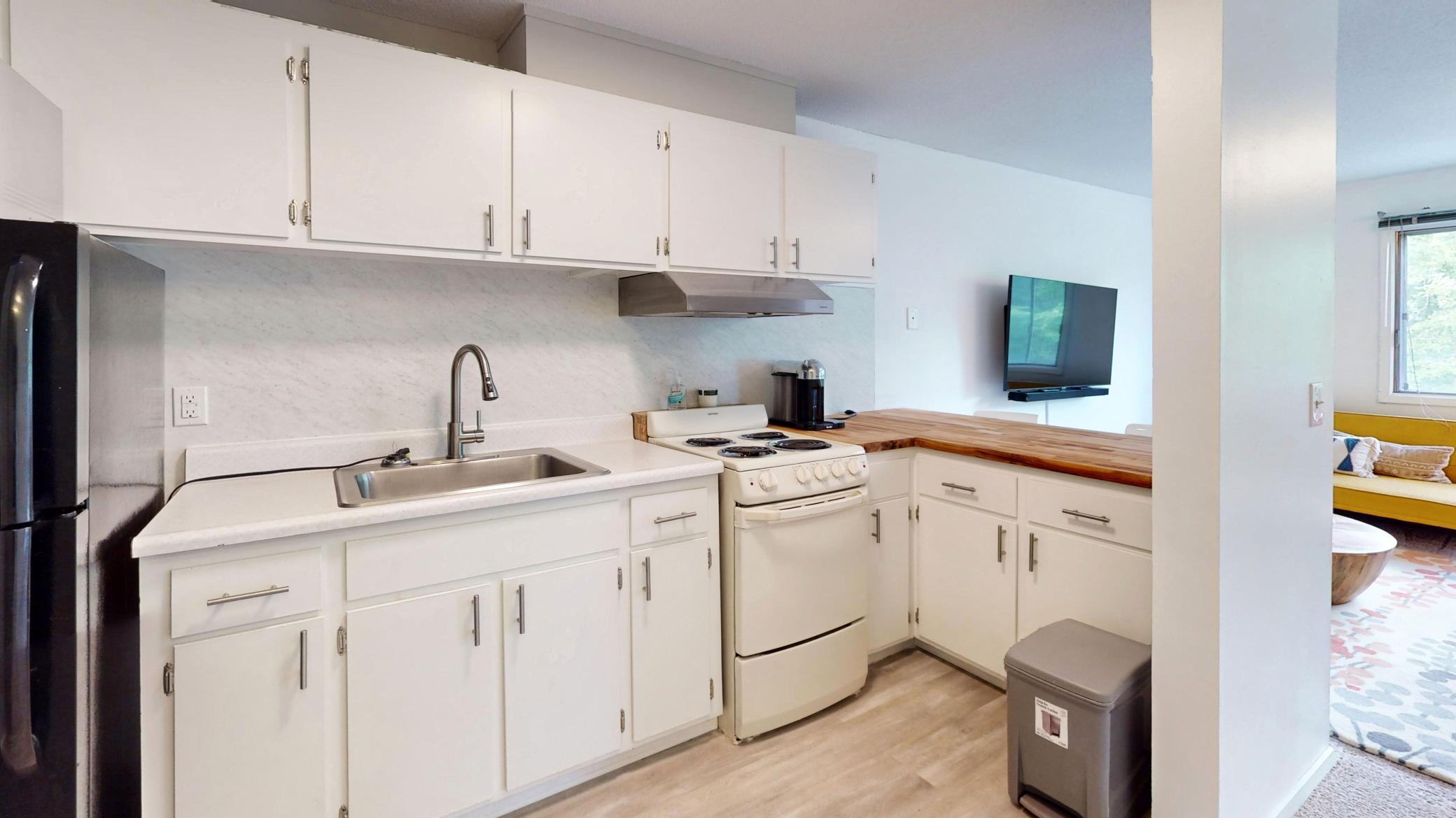 2446 Aldrich Avenue S Unit: 309