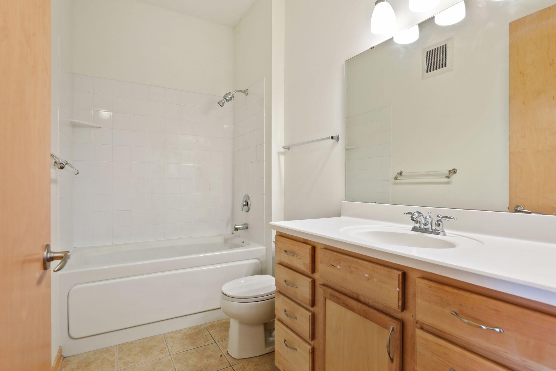 240 Spring Street Unit: 308
