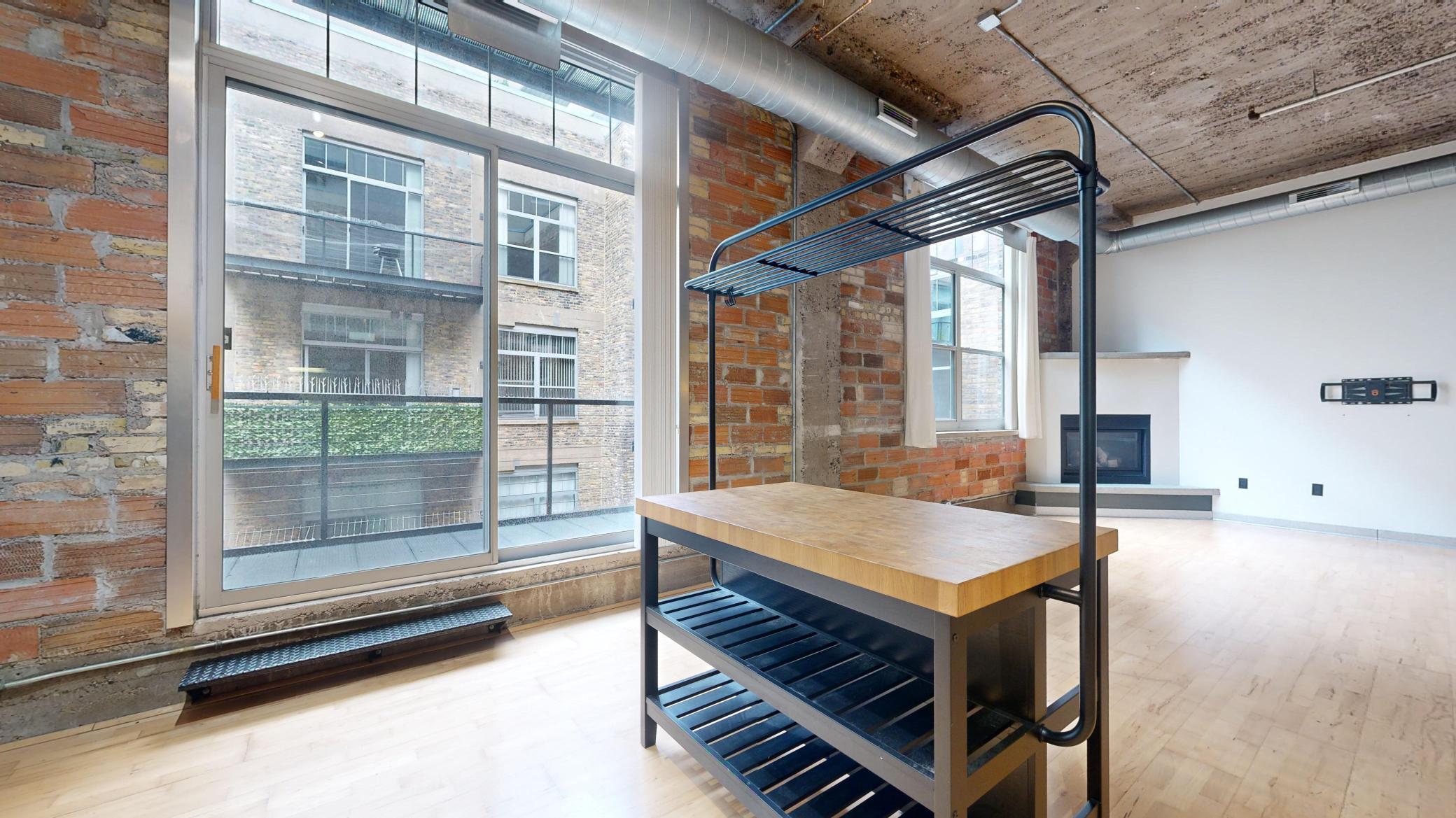 521 S 7th St Unit: 519
