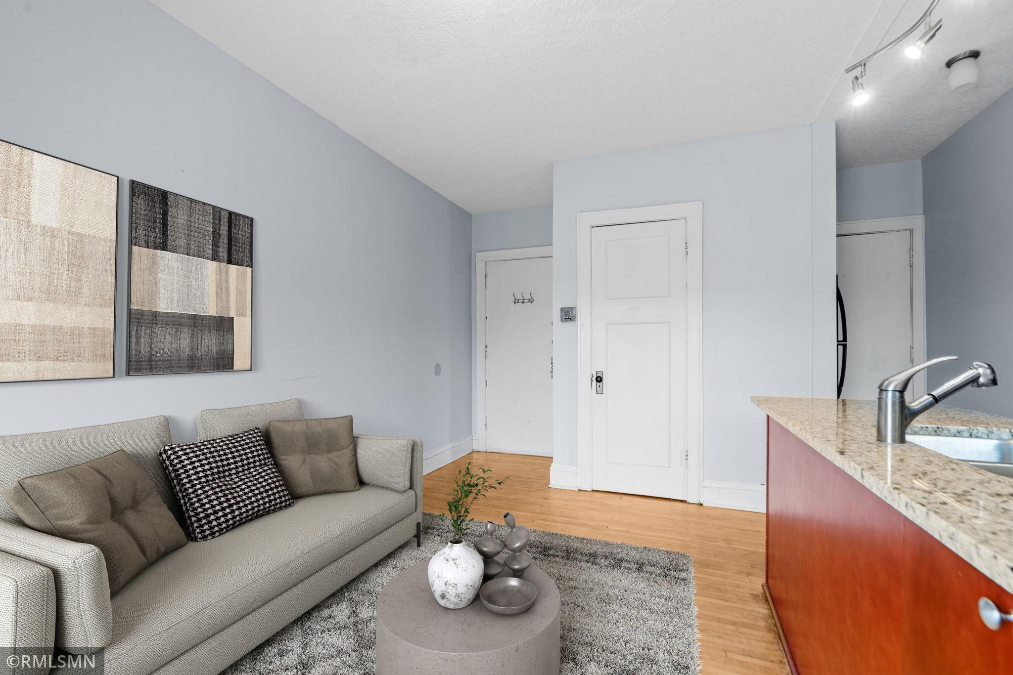 2881 Irving Avenue S Unit: 305