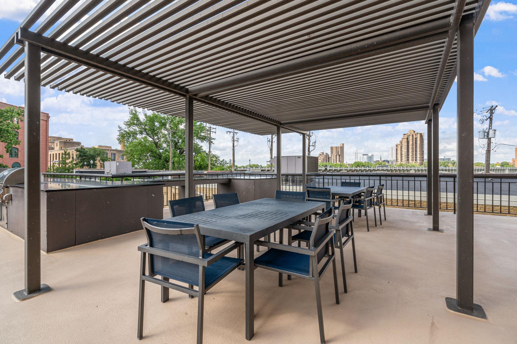 401 S 1st St Unit: 621