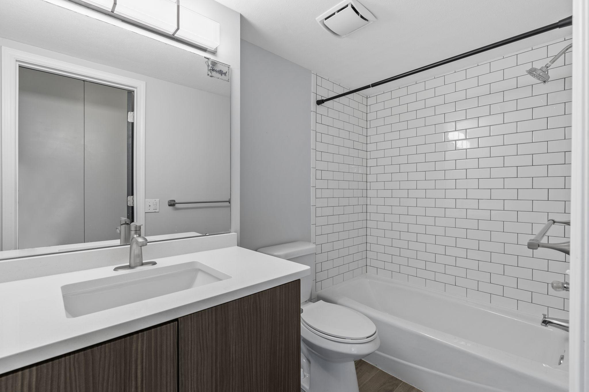 401 S 1st St Unit: 621