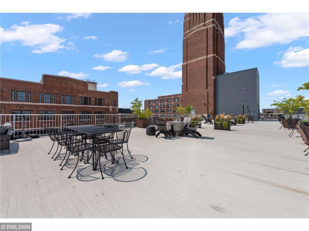 700 Washington Avenue N Unit: 313